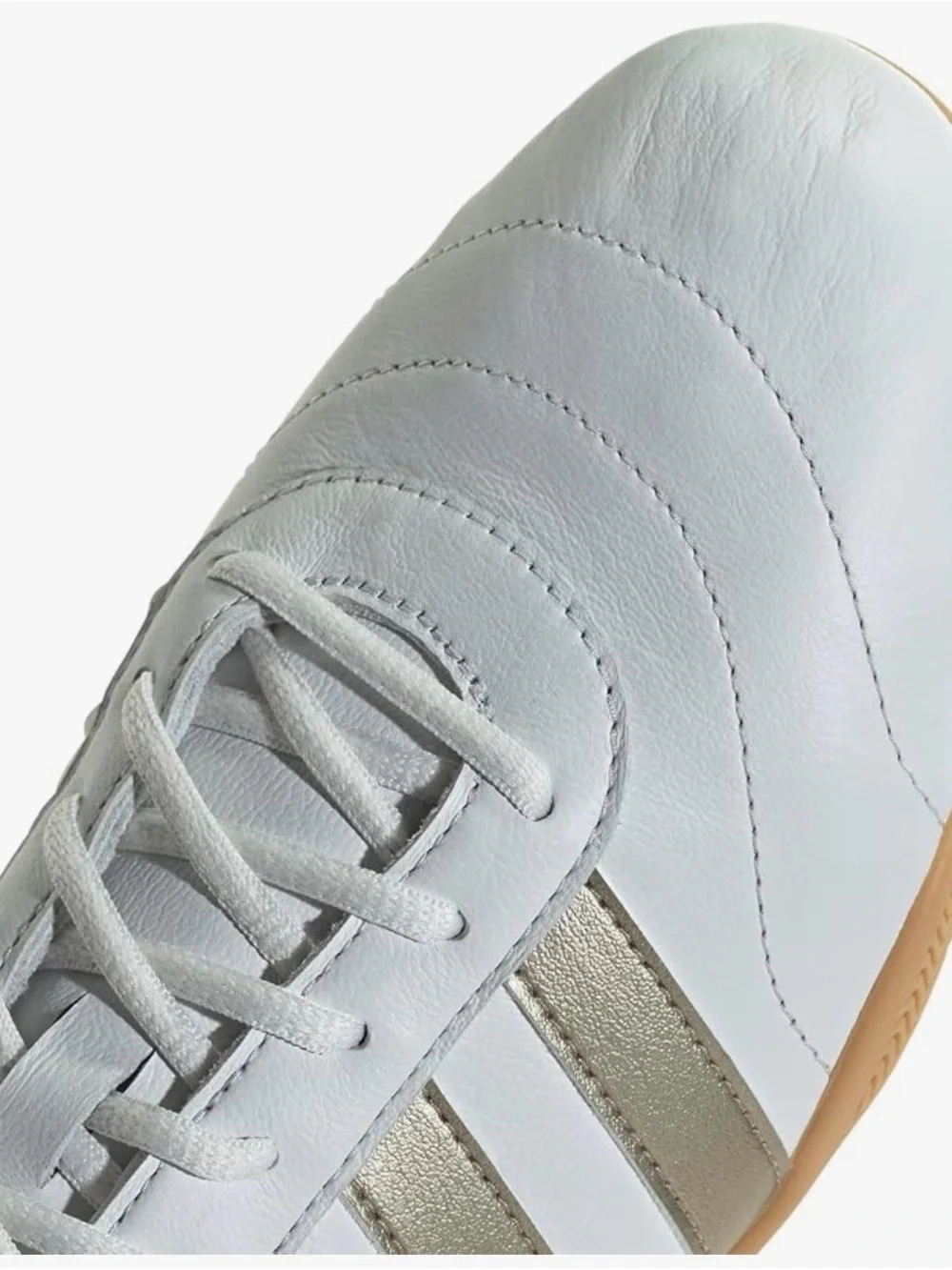Grand Court Lo Shoes Size: 6.5 : Crystal White / Cyber Metallic / Gum